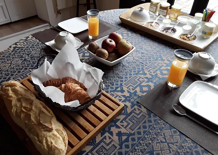 D'hotes Lovely Planette לינה וארוחת בוקר נים