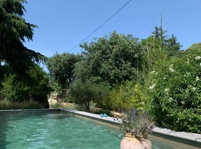 לינה וארוחת בוקר D'hotes Lovely Planette